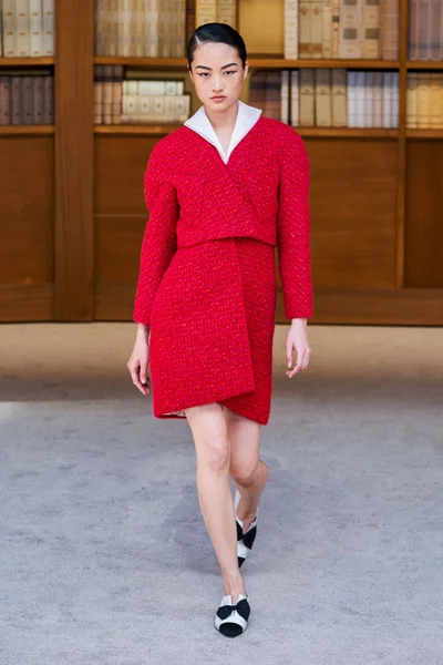 Look 17